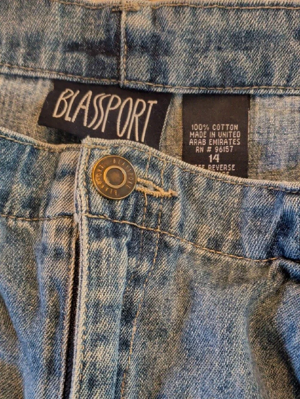 Vintage Y2K Blassport Women's Blue Denim Jeans Shorts - Elastic Waist